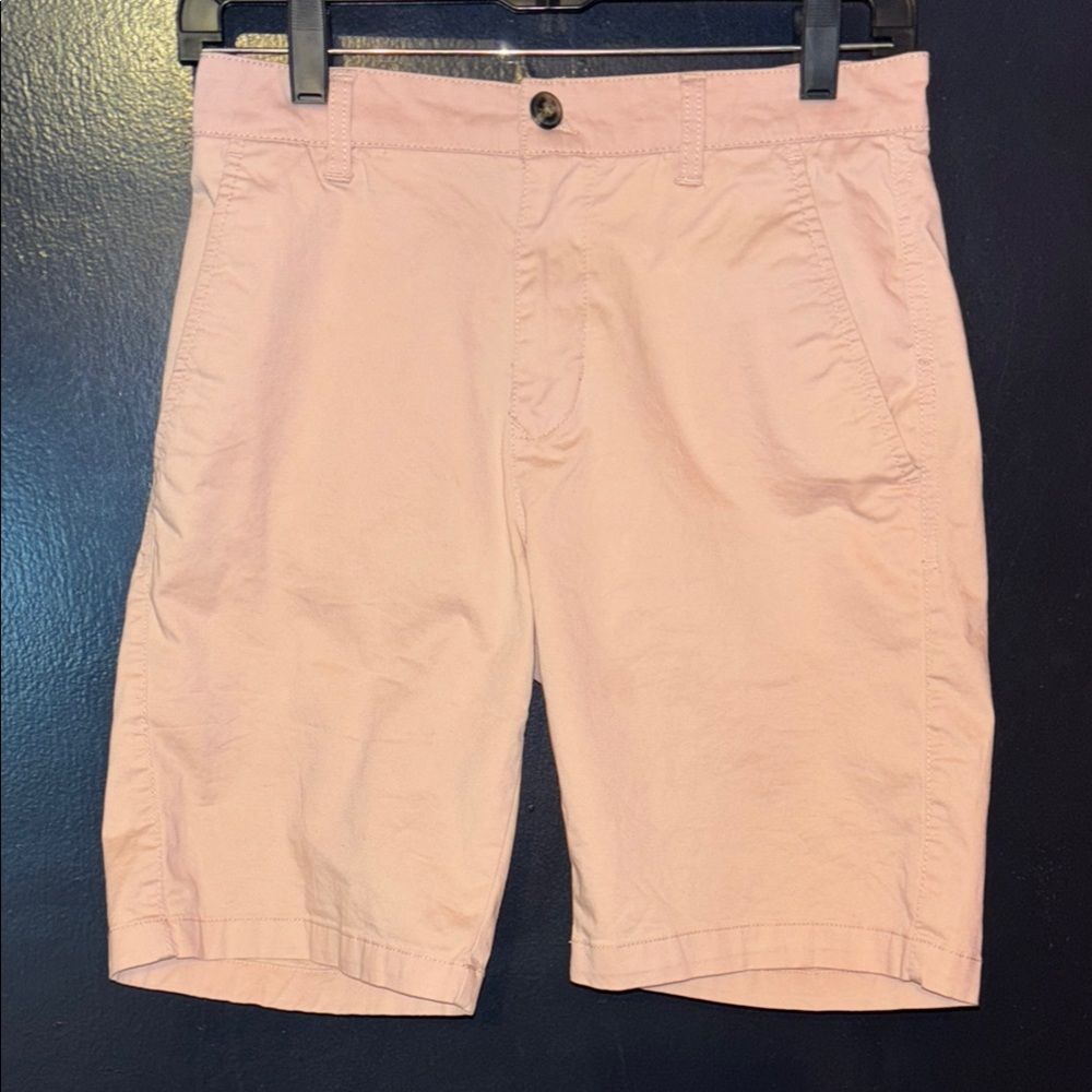Free Planet women’s pink chino style organic cotton walking shorts. Sz 28.